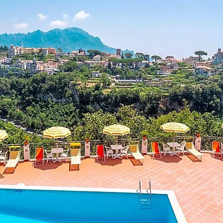 Giuseppina Hotel 3*